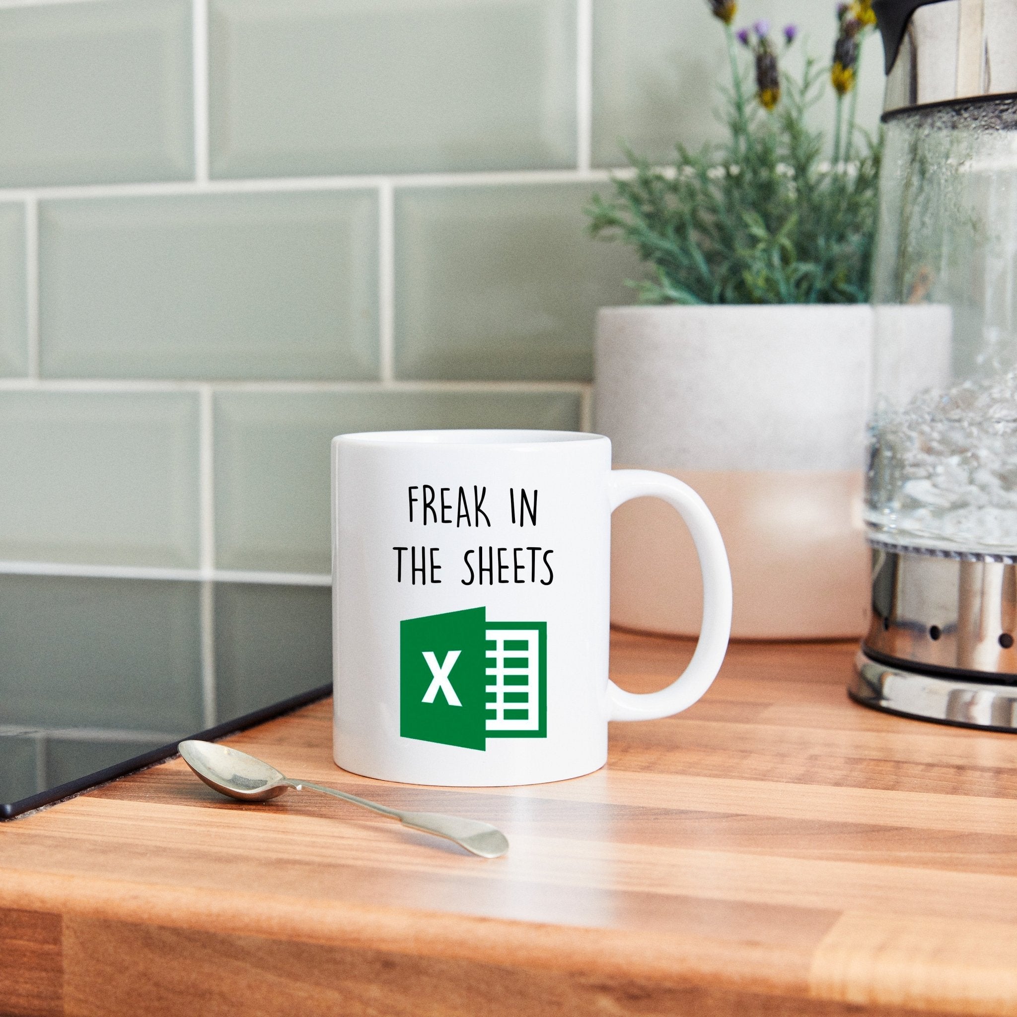 Freak in the sheets - finance mug - Prickly Cards